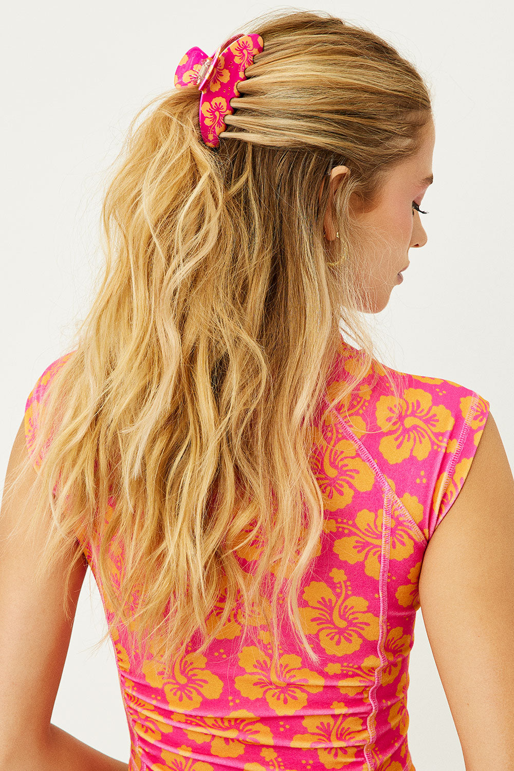 Alternative view of Emi Jay Big Effing Claw Hair Clip - Hibiscus Honey