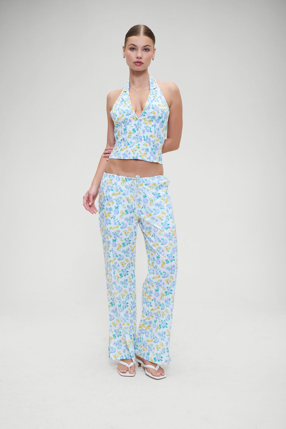 Alternative view of Daisy Low Rise Pant - Coastal Floral