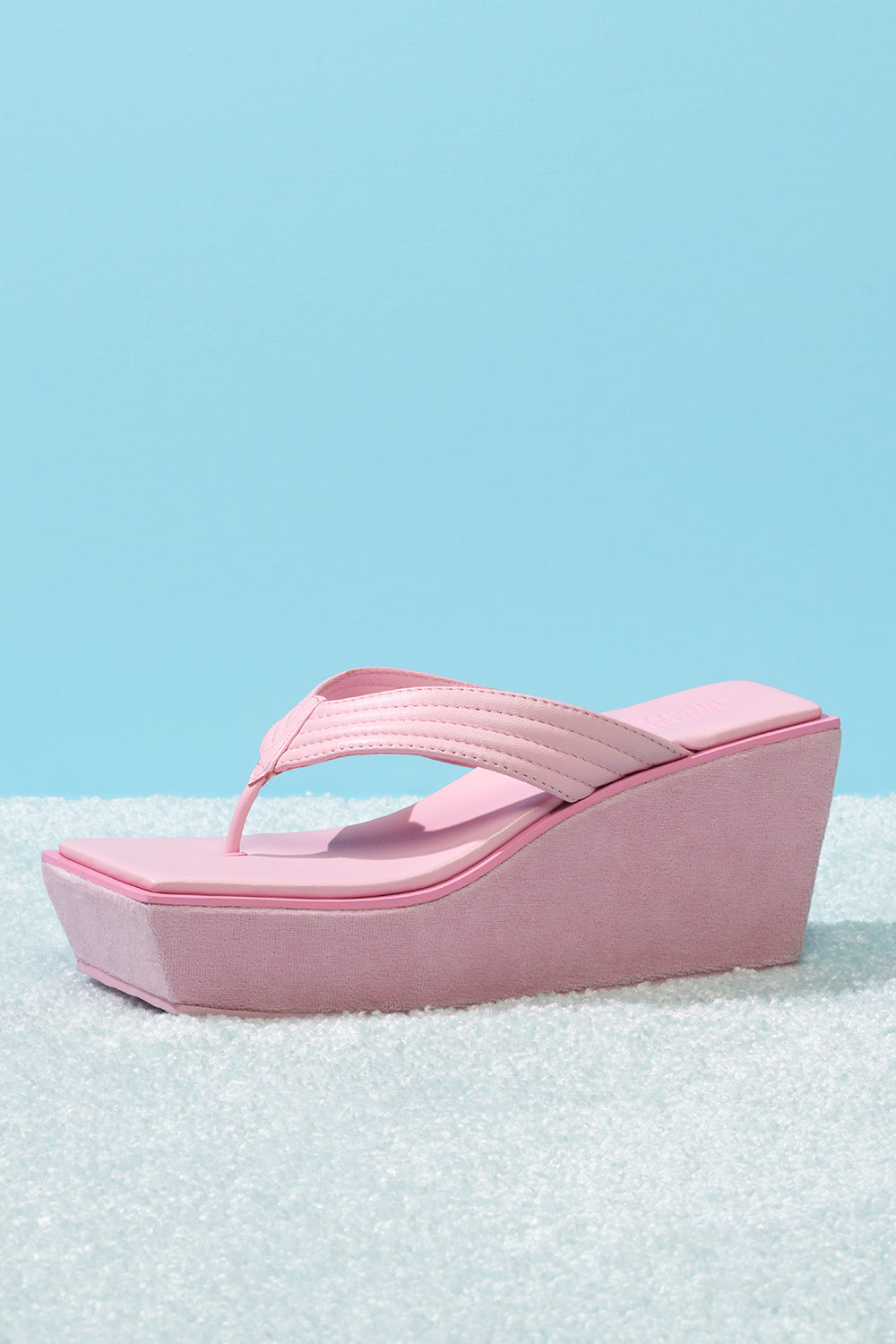 La Girl Platform Flip Flop - Baby Pink