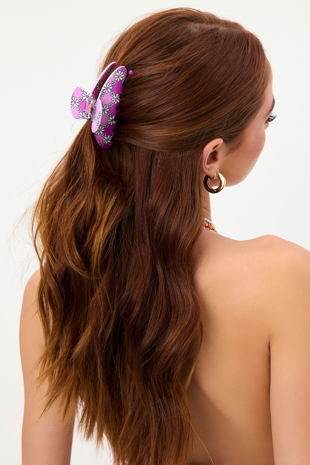 Alternative view of Nixie Claw Hair Clip - Pink Daisy