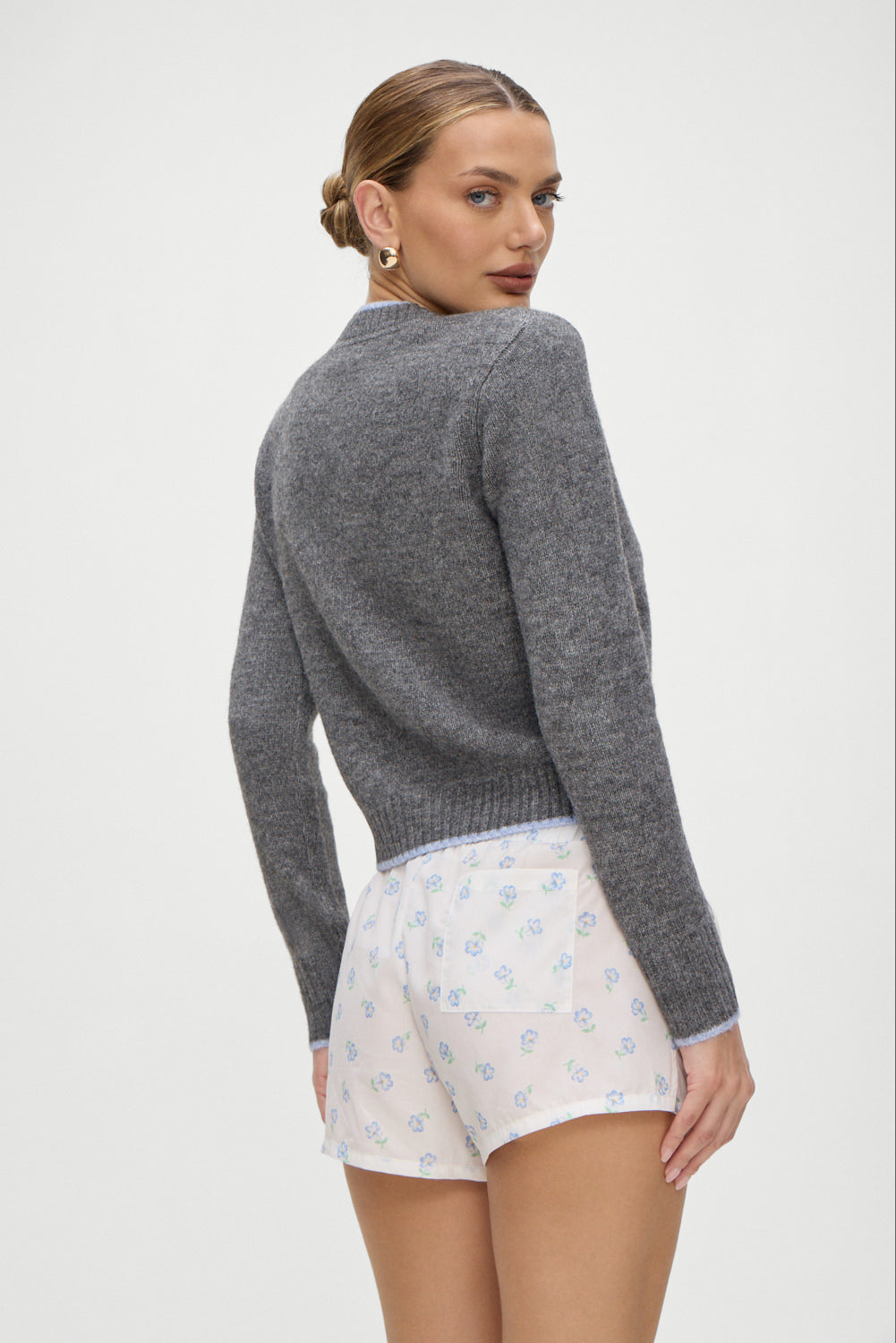 Brentwood V Neck Sweater - Winter Sky - Image 2