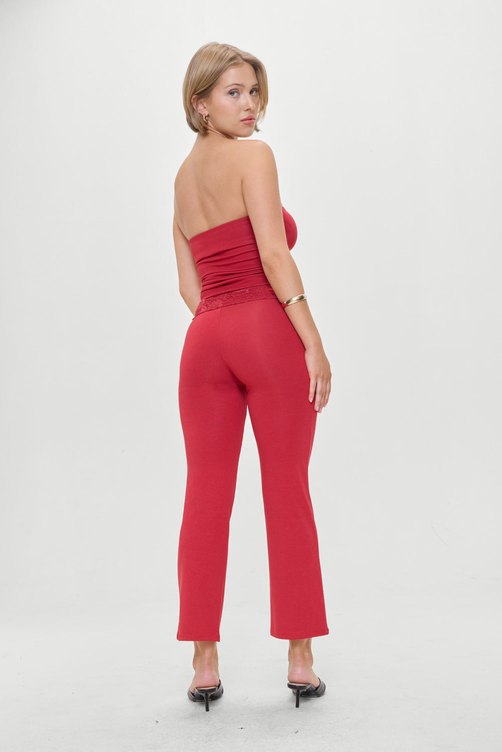 Alternative view of Holloway Low Rise Capri Pants - Pepper