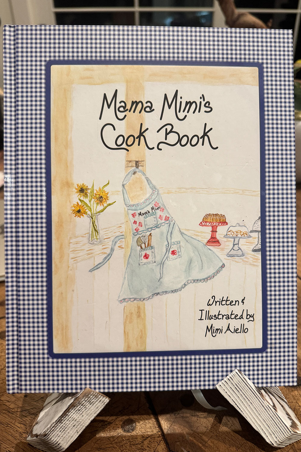 Alternative view of Mama Mimi's Cookbook - Mama Mimi
